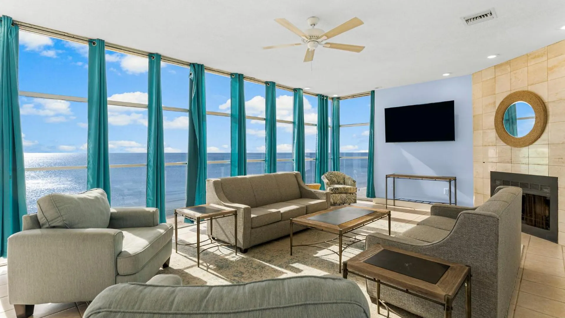 Sharkys Retreat 701 By Beach Haven Vacation Rentals Панама-Сити